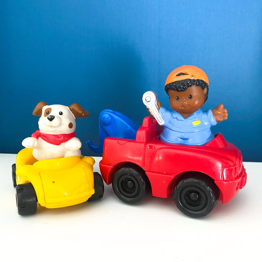 Fisher Price Little People 2002 Tow Truck