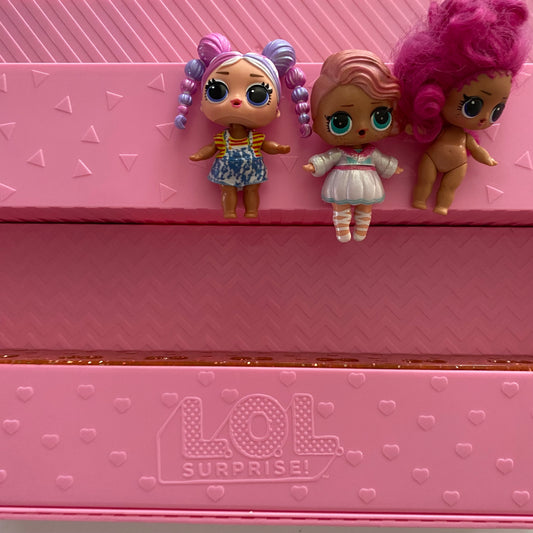 L.O.L. Surprise 3-in-1 Pop-Up Store