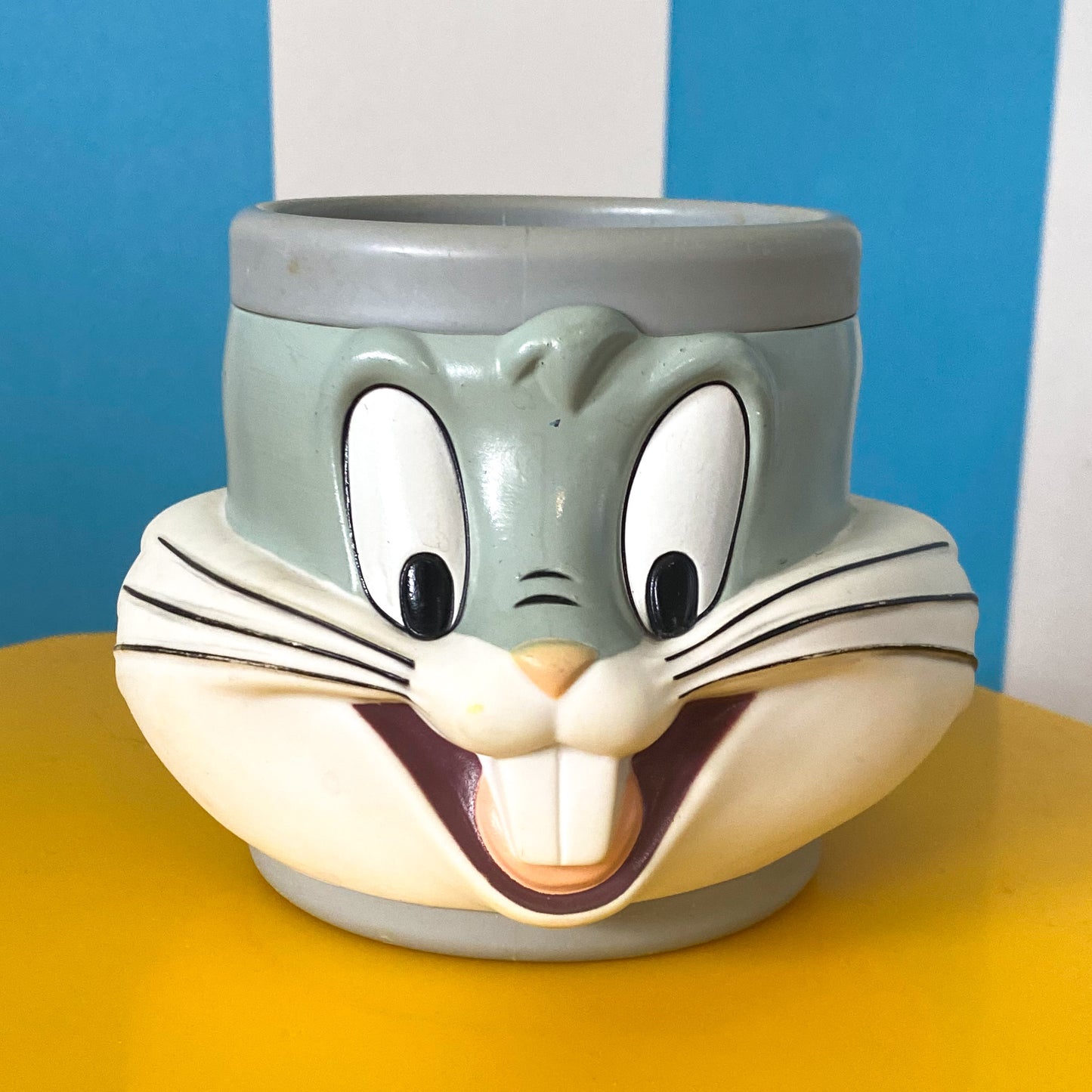 Loony Tunes Bugs Bunny Mug